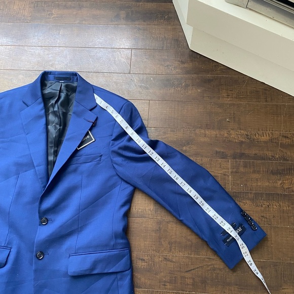 Jos. A. Bank Slim Wool Blue Suit - Picture 15 of 16